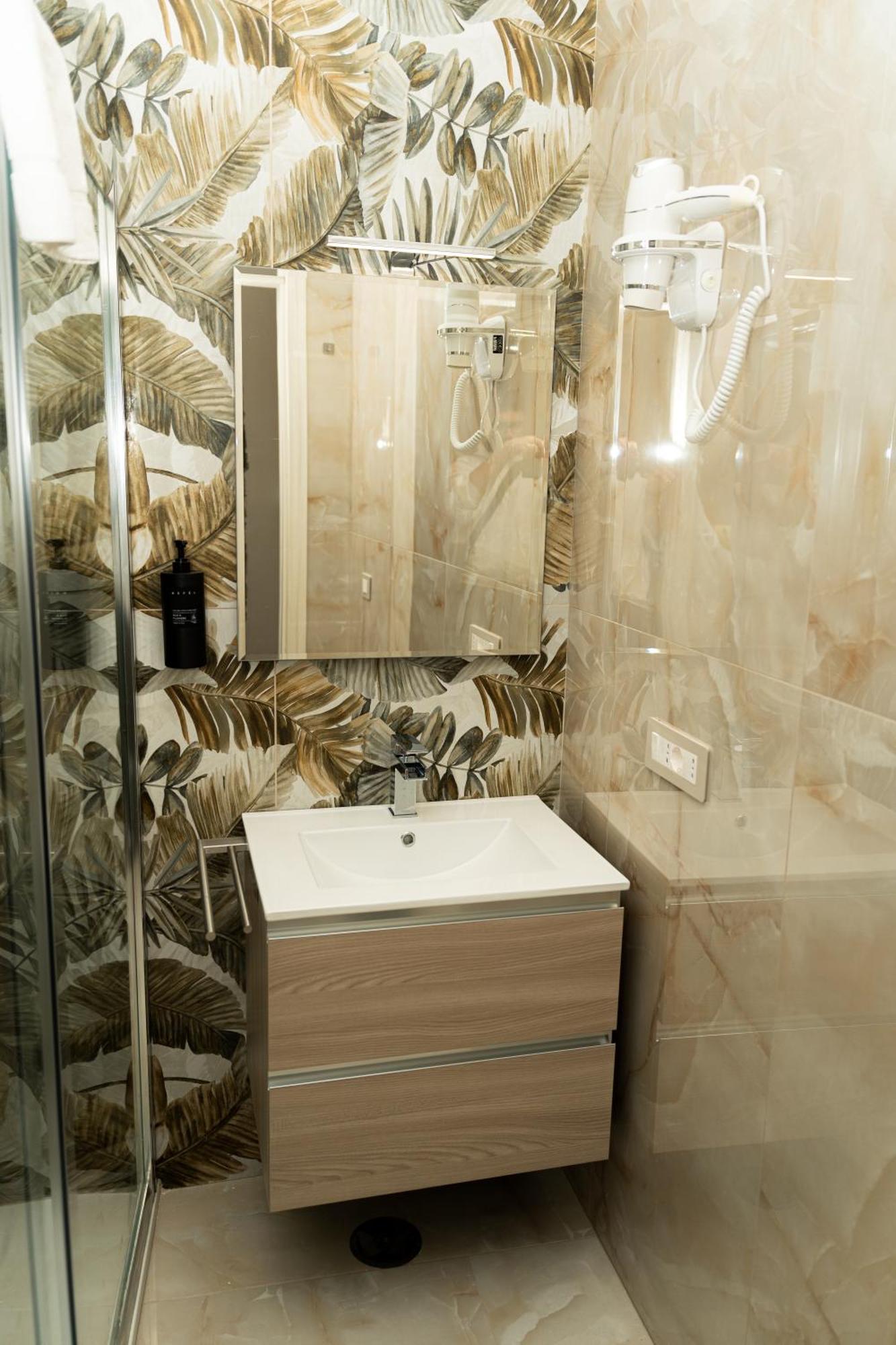 B&B Murolo'S Home Napoli Bagian luar foto