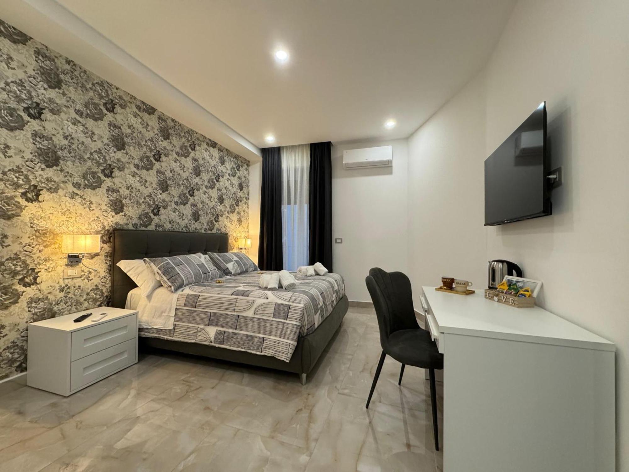 B&B Murolo'S Home Napoli Bagian luar foto