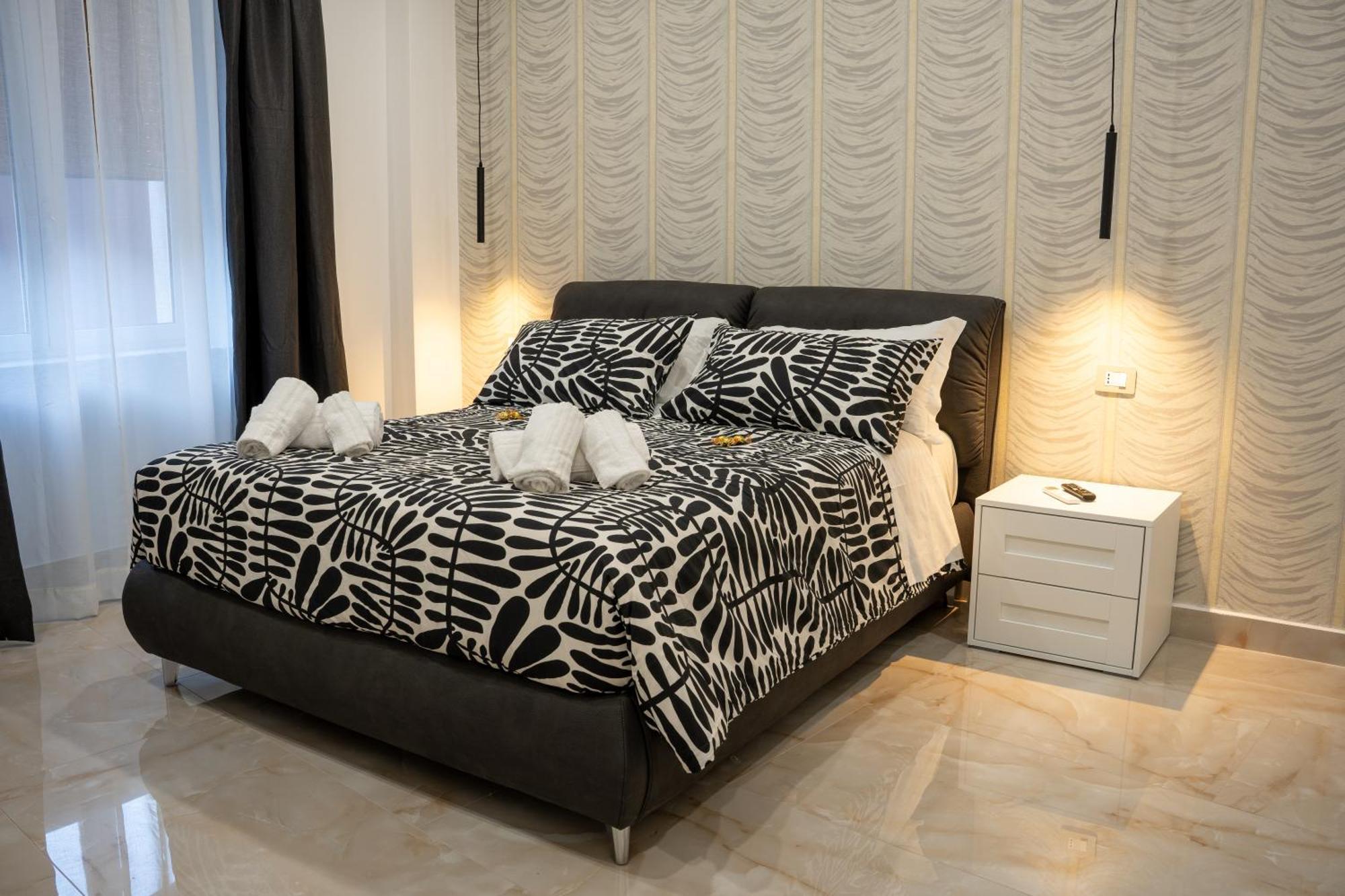B&B Murolo'S Home Napoli Bagian luar foto