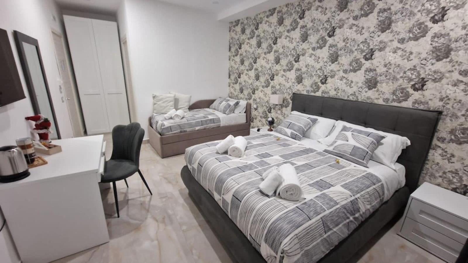 B&B Murolo'S Home Napoli Bagian luar foto