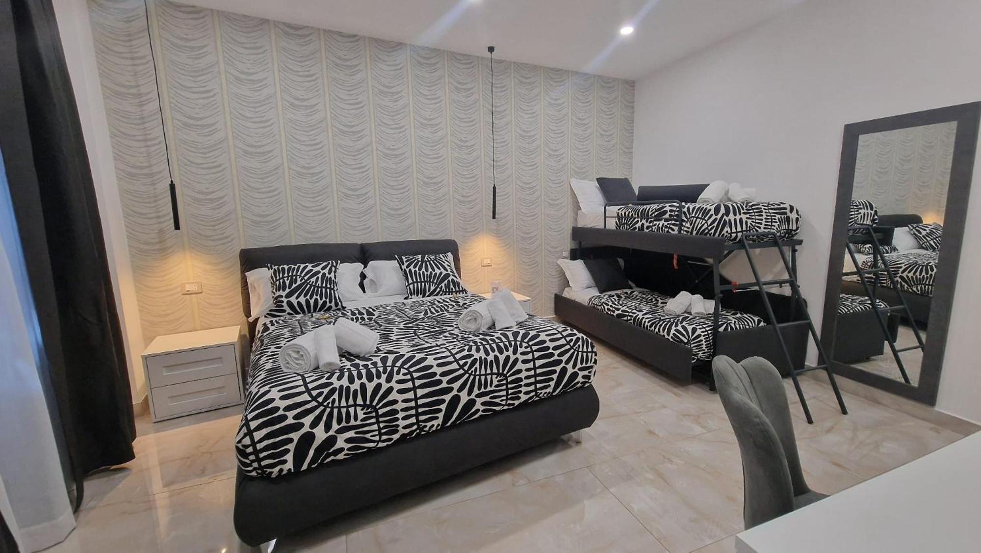 B&B Murolo'S Home Napoli Bagian luar foto